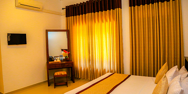 AC Rooms with King Size Bed